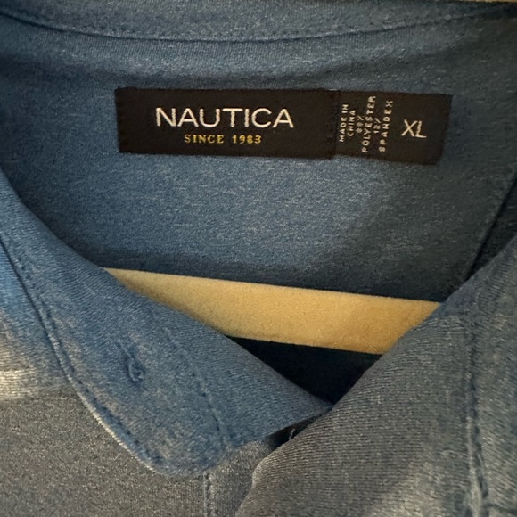 Nautica Men’s Shirt NWT wicks moisture away from body - perfect for summer - Picture 3 of 4